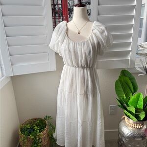 Astr. Size XS. White Midi Dress